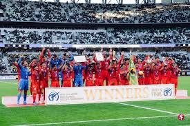 松坂大辅在 2006 年世界棒球经典赛中获选 MVP，确立了其作为日本新一代王牌的地位